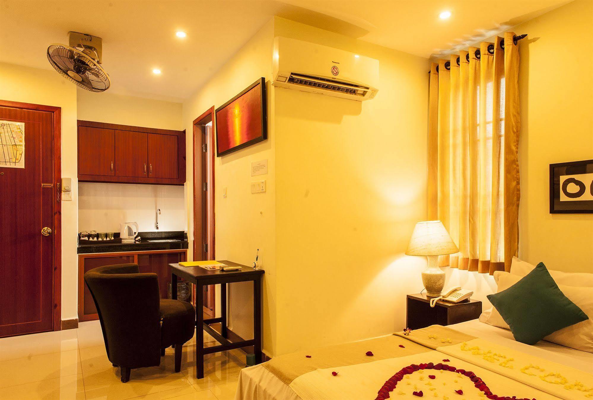 One Up - Banana Hotel Phnompenh Exteriér fotografie