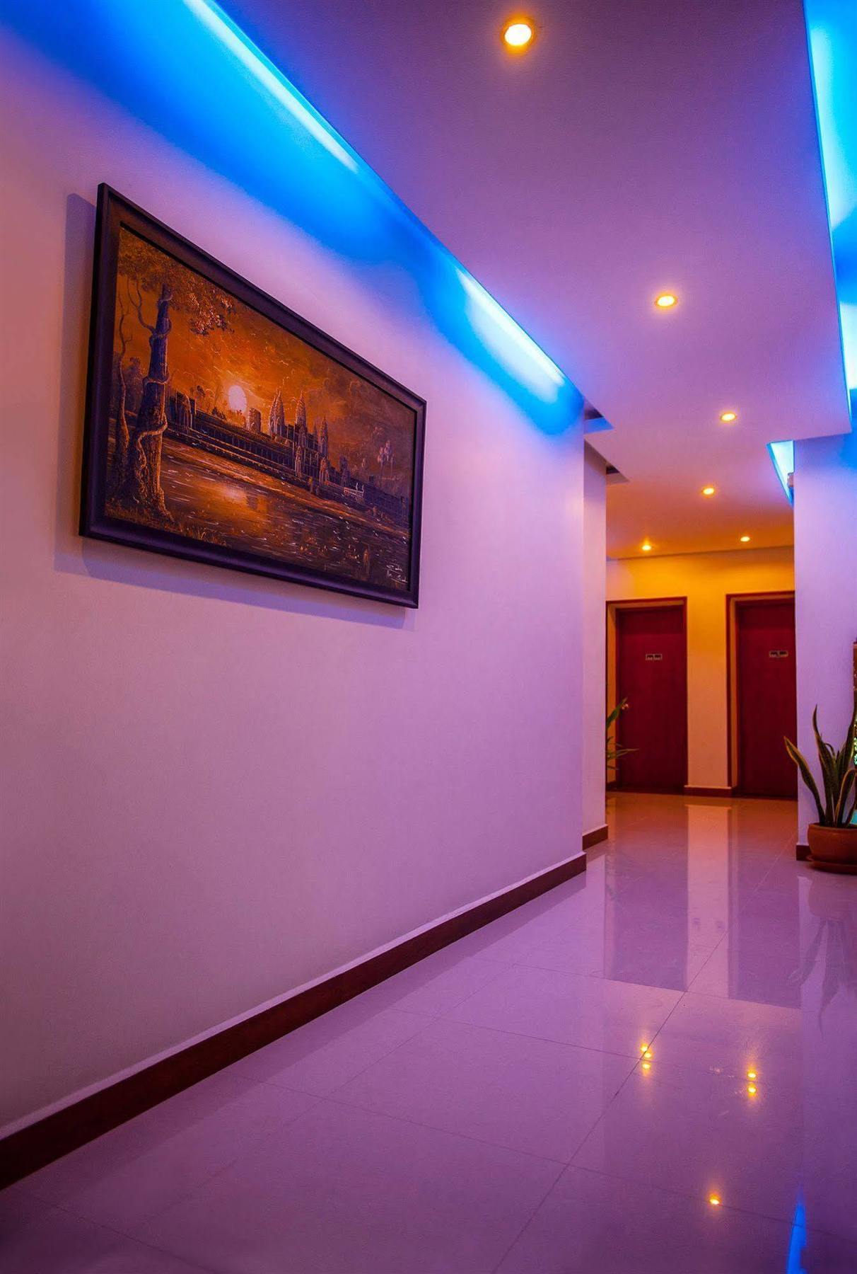 One Up - Banana Hotel Phnompenh Exteriér fotografie